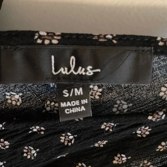 Lulu’s - NWOT- Black Floral Print Maxi Dress, size s/m - Picture 5 of 5